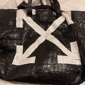 Off white tote